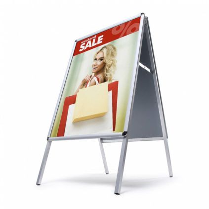 Reklamní áčko 700 x 1000 mm, oblý roh, profil 25 mm, hliník